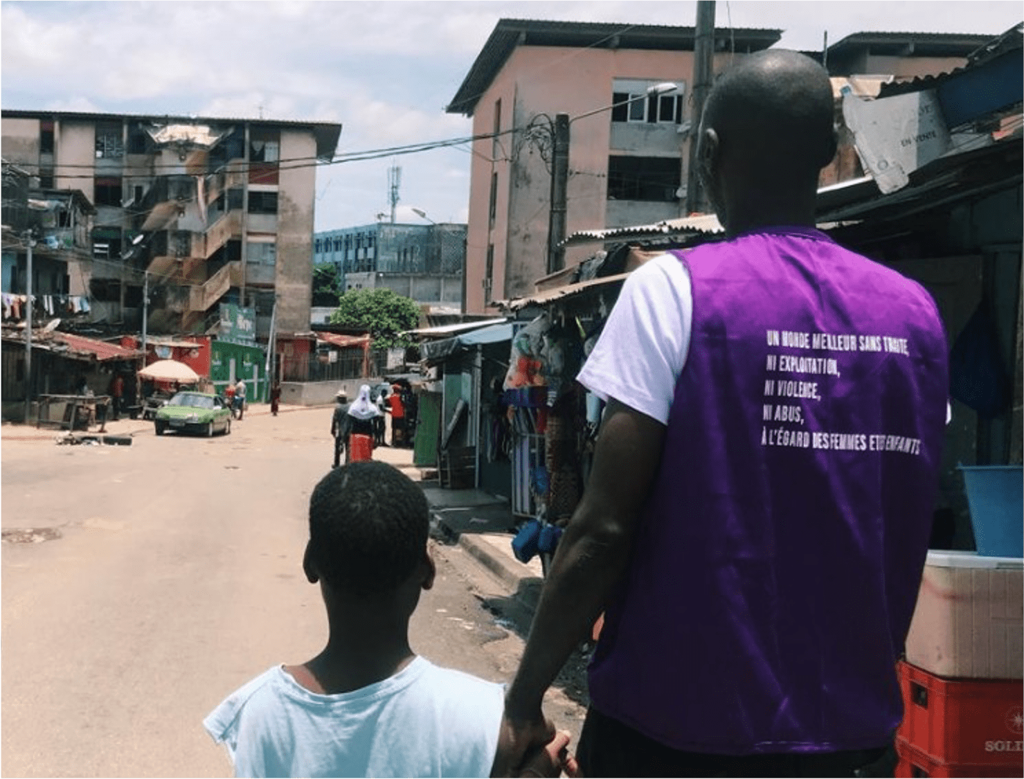 protection enfance prévention campagnes sensibilisation animateur et enfant